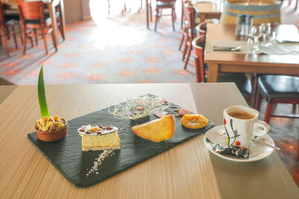 Brit Hotel Rennes St Gregoire - Le Villeneuve Saint-Gregoire  Restoran gambar